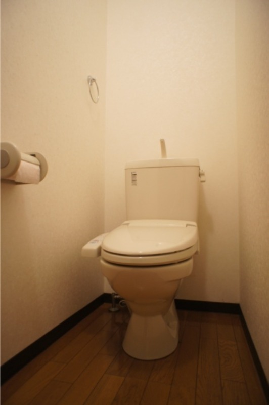 トイレ　図面と現状に相違がある場合には現状を優先