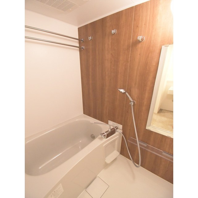 エントランス　清潔なエントランスです