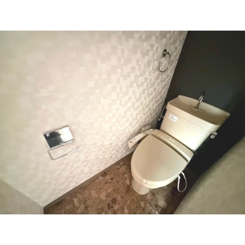 トイレ　別号室