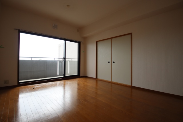 居室・リビング　別室の参考写真です。※現況優先