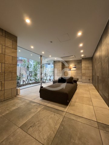 ロビー　クレストコート同心　ロビー