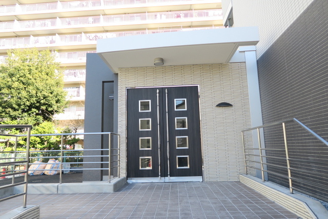 エントランス　エントランス