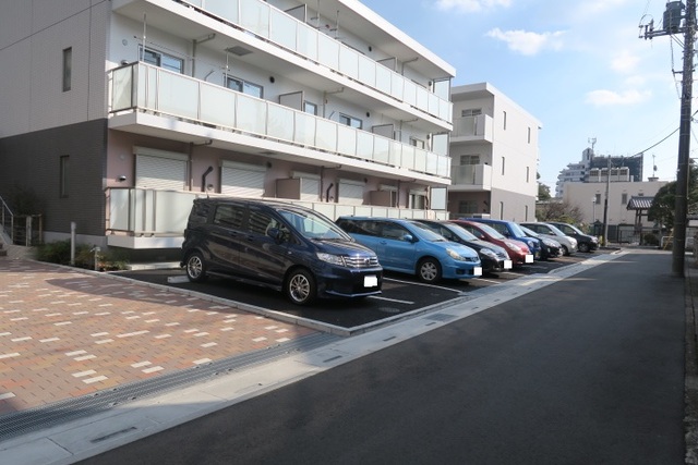 駐車場　敷地内駐車場※要空き確認