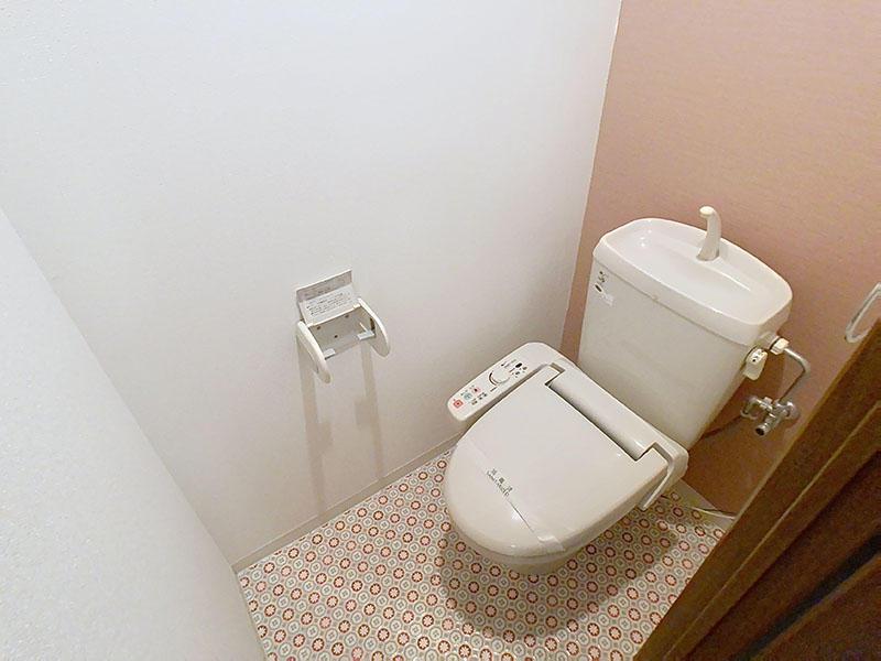 トイレ　※同物件の他のお部屋の写真※
