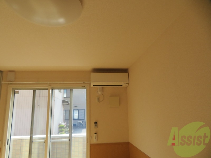 その他設備　エアコンも設置されております。毎日の暮らしが快適になりますね