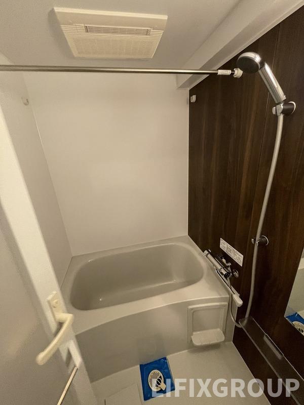 バス・シャワールーム　風呂