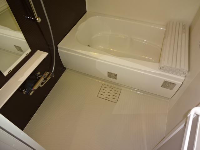 バス・シャワールーム　バス