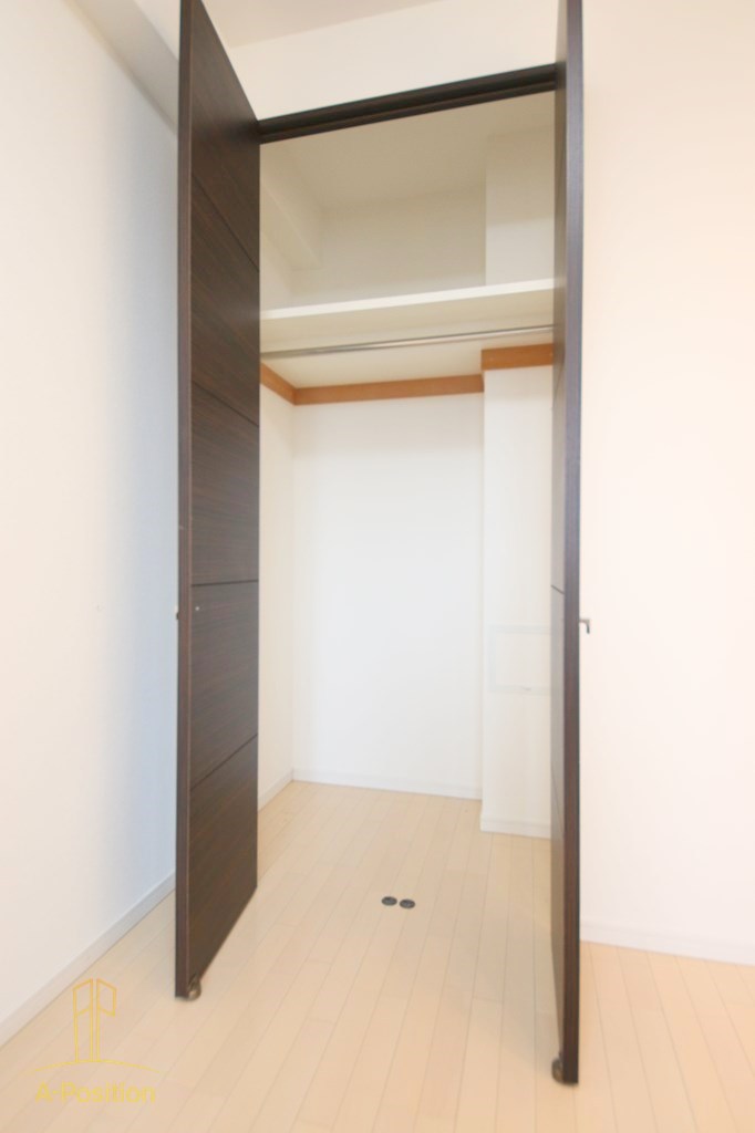 収納　プライムアーバン堺筋本町