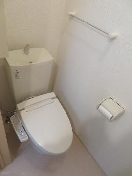 トイレ　シャワー付トイレ