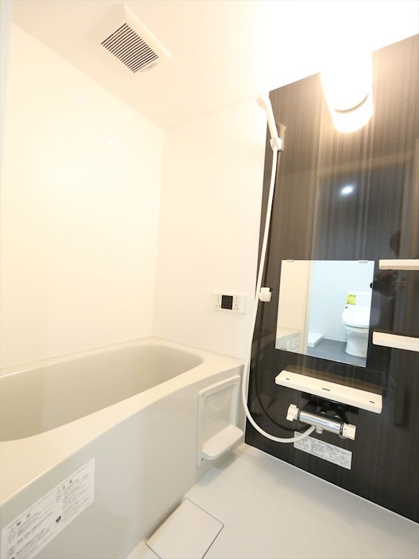 バス・シャワールーム　追い焚き機能付　オートバス機能付バスルーム