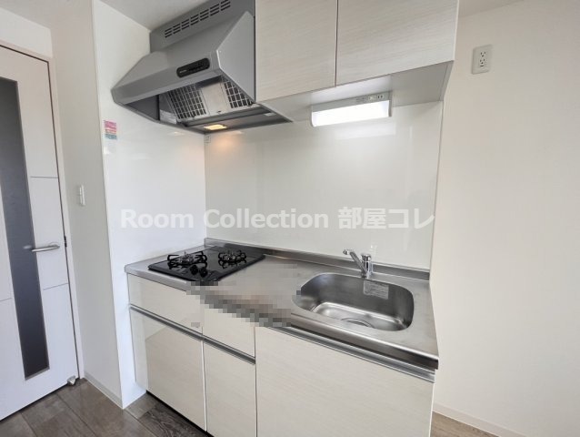 キッチン　※同物件他部屋写真　反転・色違いの場合有　現状優先