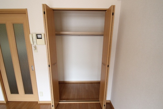 収納　※別部屋の写真です