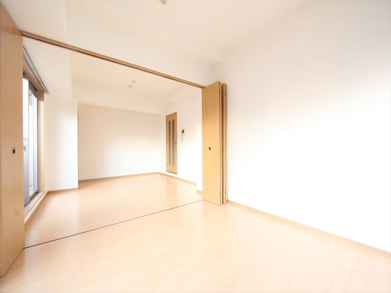 その他部屋・スペース　洋室7.1帖　洋室6.1帖　つなげても仕切っても使えます