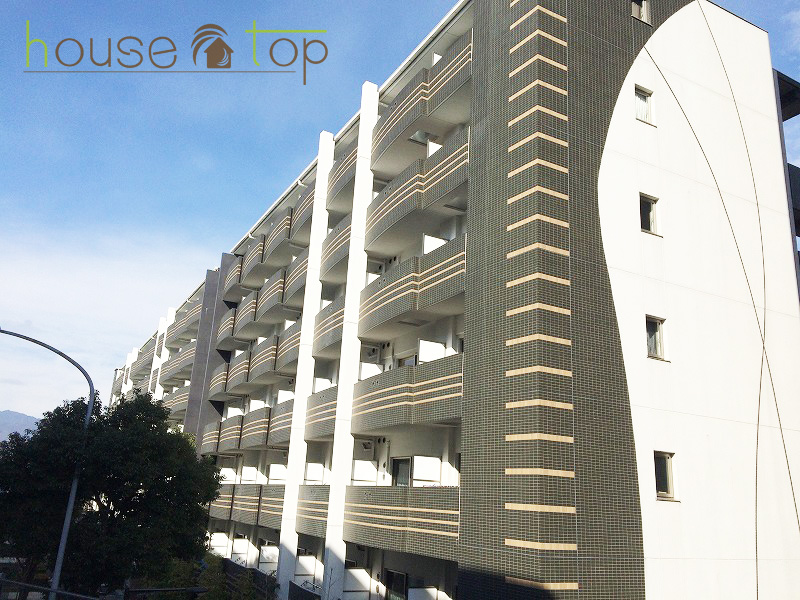 建物外観　スタイリッシュな外観です♪