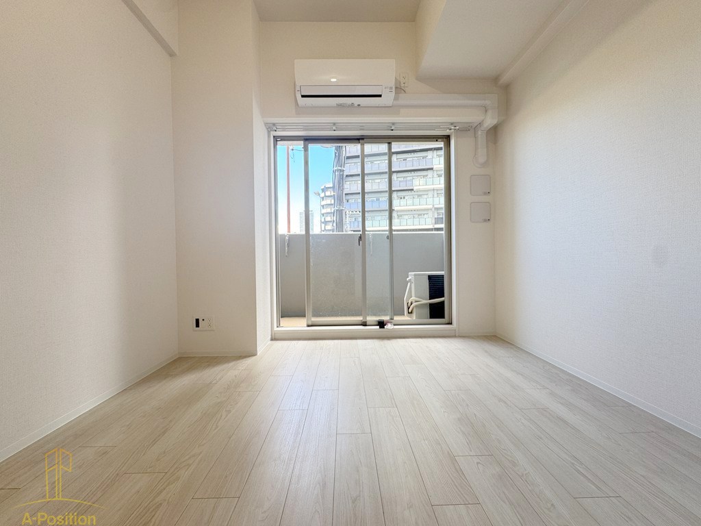 居室・リビング　エスリード難波AGREA