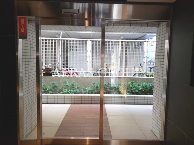 エントランス　エントランス