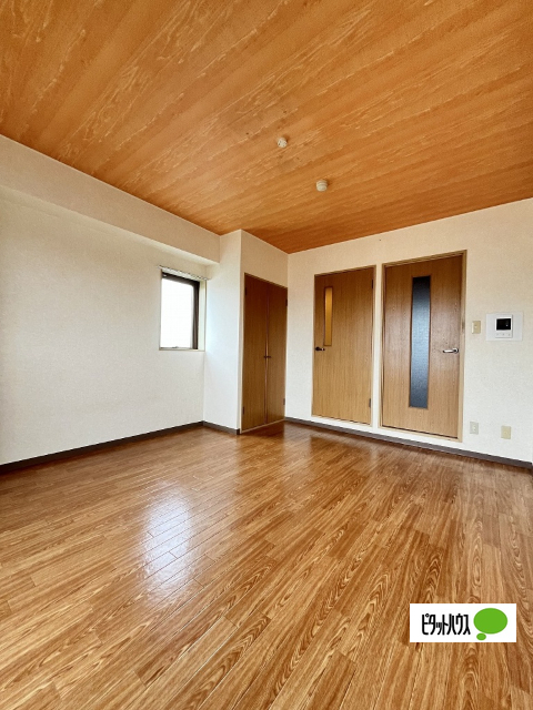 居室・リビング　４０７