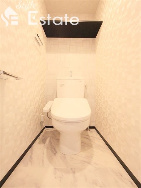 トイレ　温水洗浄便座★