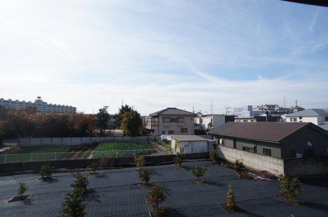 眺望　バルコニーからの眺め♪圧迫感がないので暮らしやすいです！