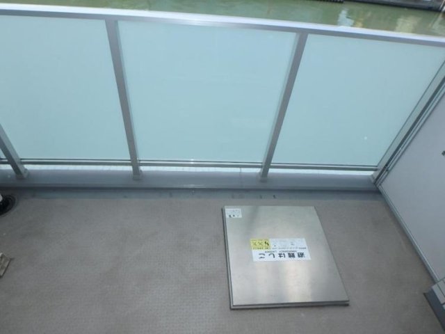 バルコニー　バルコニーがあります