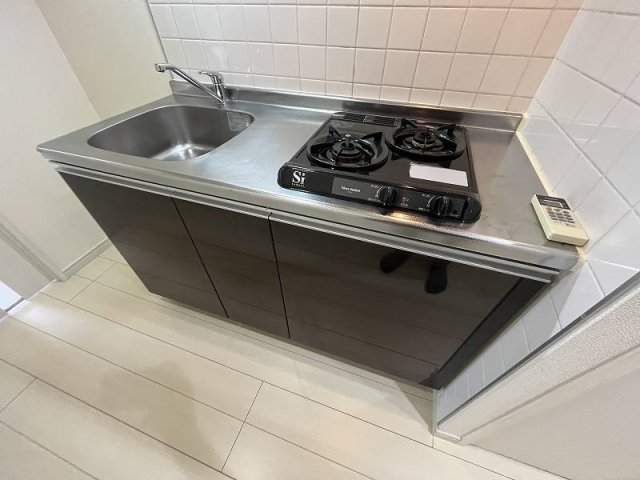 キッチン　システムキッチン（2口ガスコンロ）