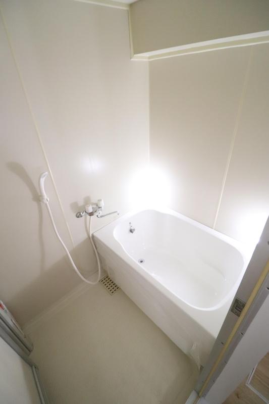 バス・シャワールーム　1　バス