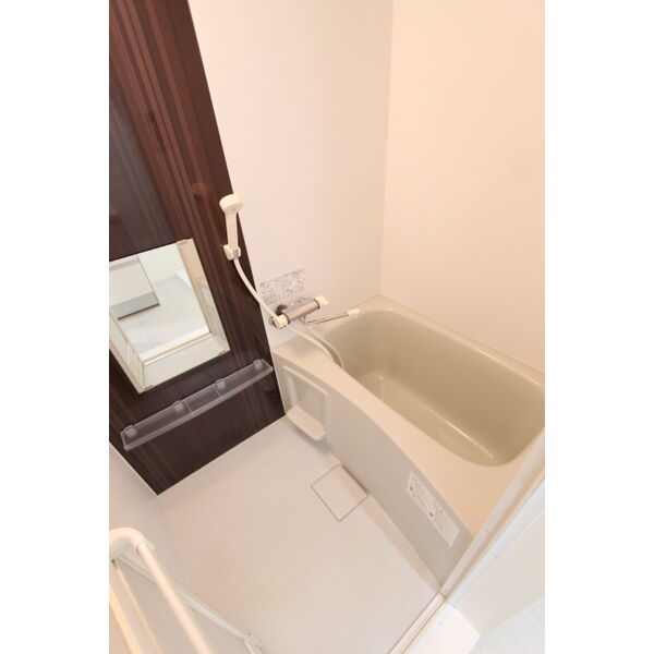 バス・シャワールーム　※同シリーズの室内写真となります。