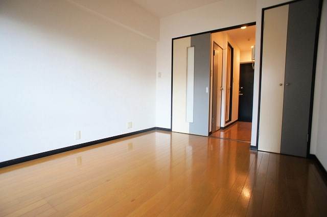 居室・リビング　別号室