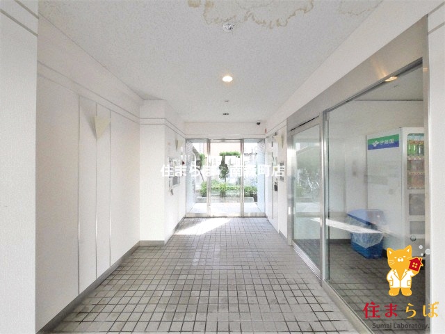 エントランス　共用部の印象も大切に