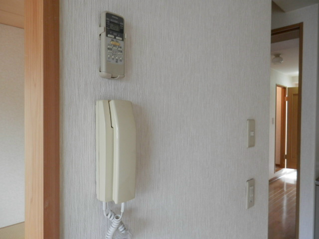 セキュリティ　インターホン付きのお部屋です。