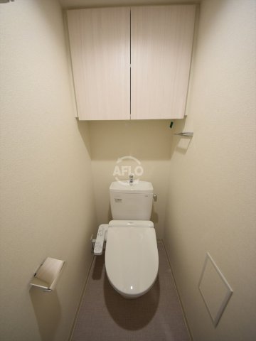 トイレ　プレサンス難波マジョリティ　トイレ