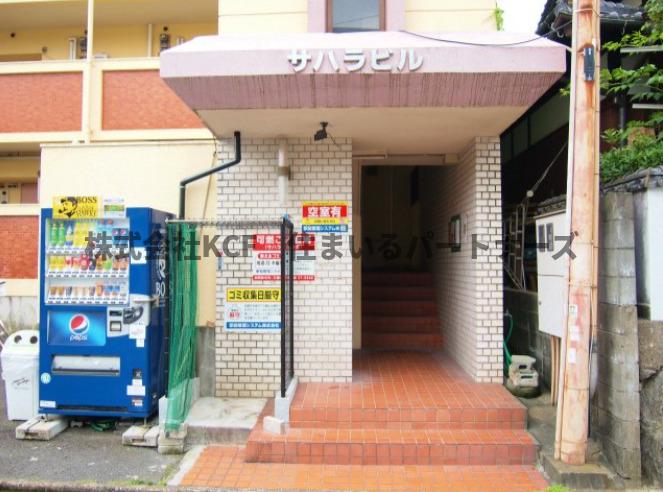 エントランス　清潔なエントランスです