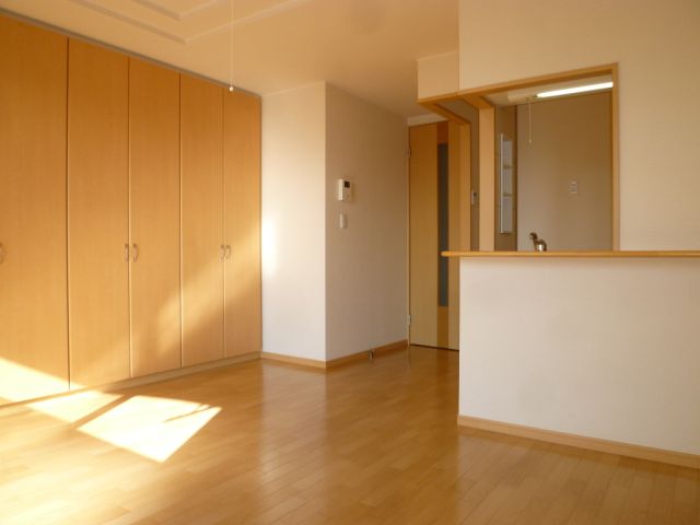 その他部屋・スペース　南向きの明るいお部屋