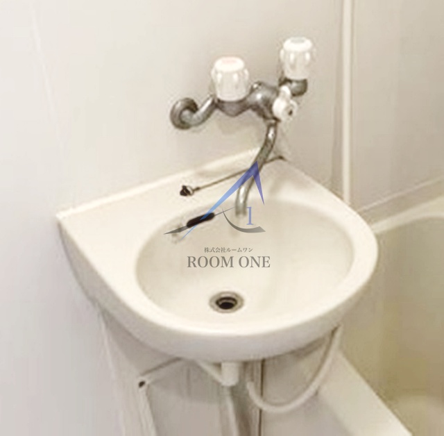 洗面設備　洗面台です。