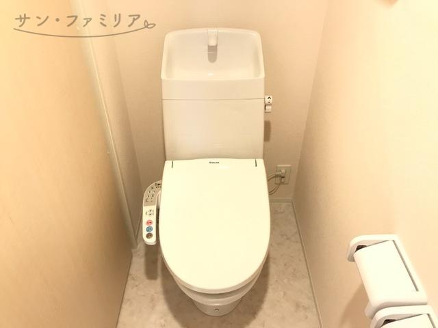 トイレ　同一物件別部屋写真
