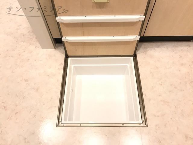 収納　同一物件別部屋写真