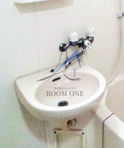 洗面設備　洗面台です。