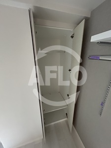 収納　ルフォンプログレ堺筋本町タワーレジデンス　クローゼット