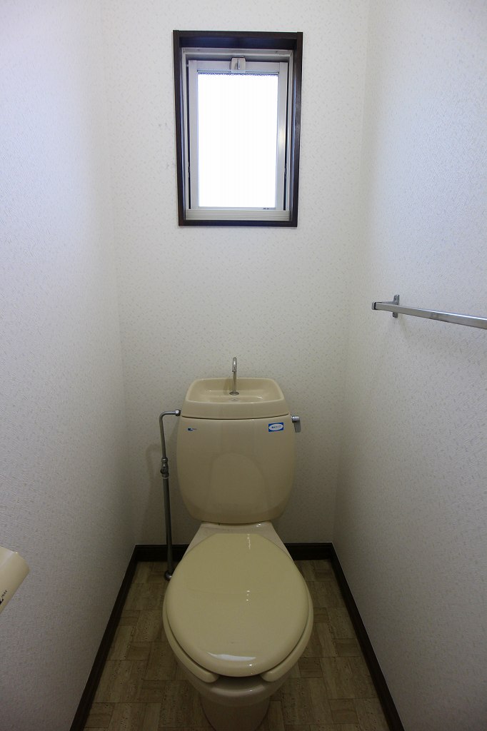 トイレ　トイレ　※別号室参考写真