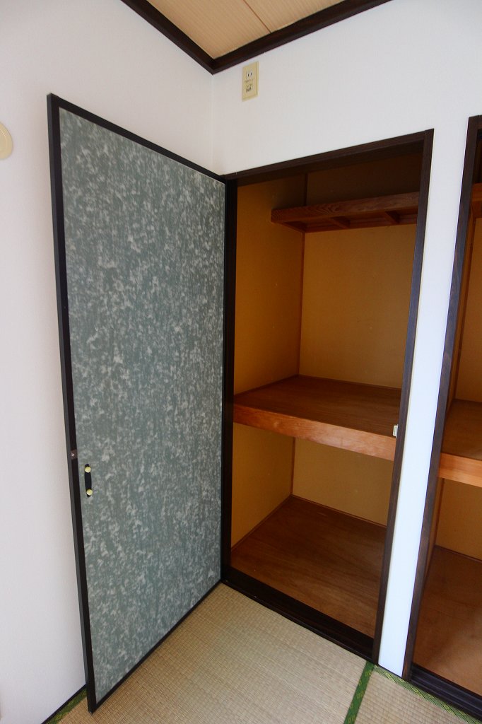 収納　収納　※別号室参考写真