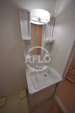 洗面設備　サムティ桜ノ宮レジデンス　独立洗面台