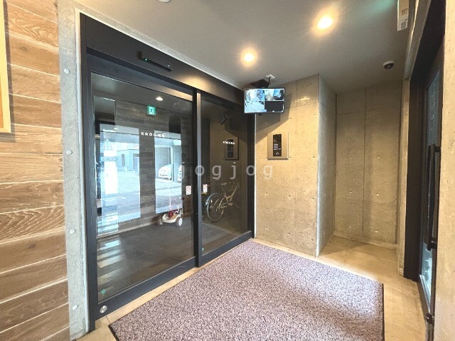 エントランス　オートロック
