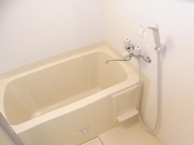 バス・シャワールーム　バスルーム