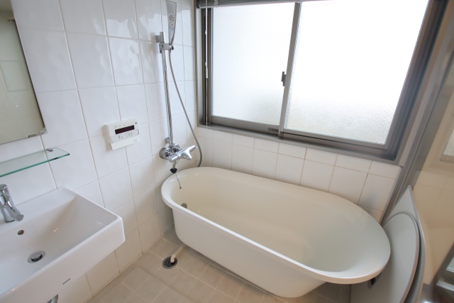 バス・シャワールーム　※別室の参考写真の為、現況優先です。