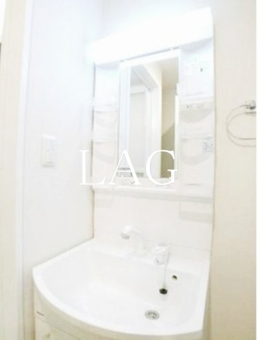 洗面設備　洗面台です。