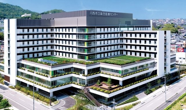 病院　川西市総合医療センター（病院）まで320m