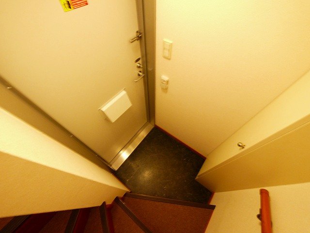 玄関　収納もある玄関です