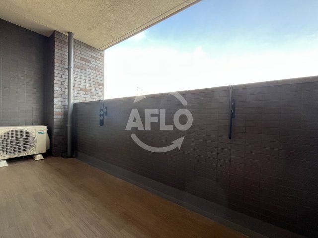 バルコニー　プレジオ東三国　バルコニー