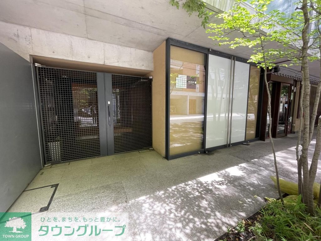 エントランス　エントランス