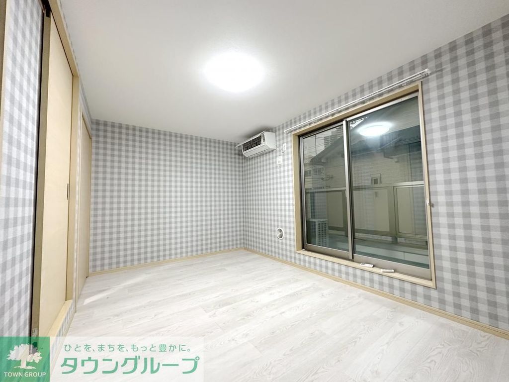 居室・リビング　庭